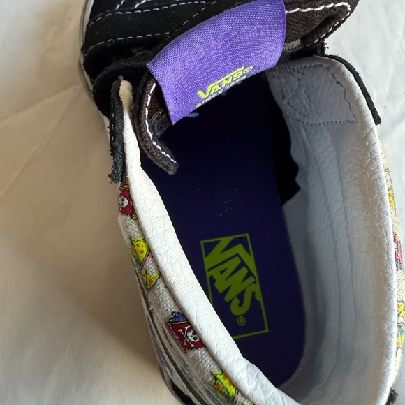 Kids Size US 1.5 (Euro size 32, 19.5 cm) High Top Velcro Vans - Like New! - Picture 4 of 8